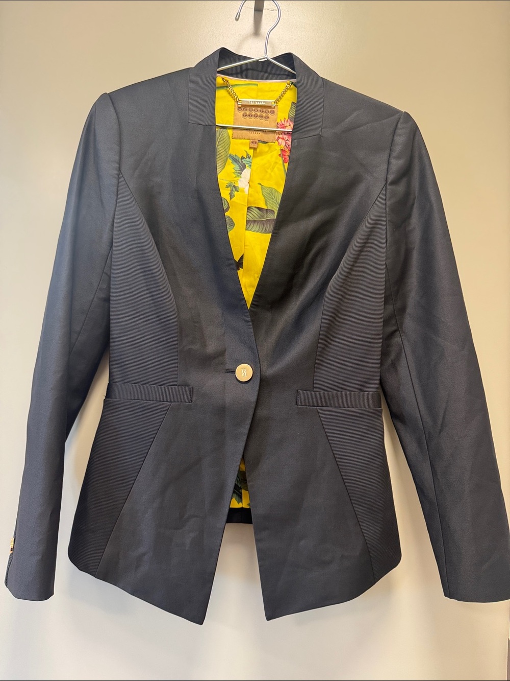 Ted Baker Working Title Black Single-Button Blazer with Floral Lining Ted Size 2